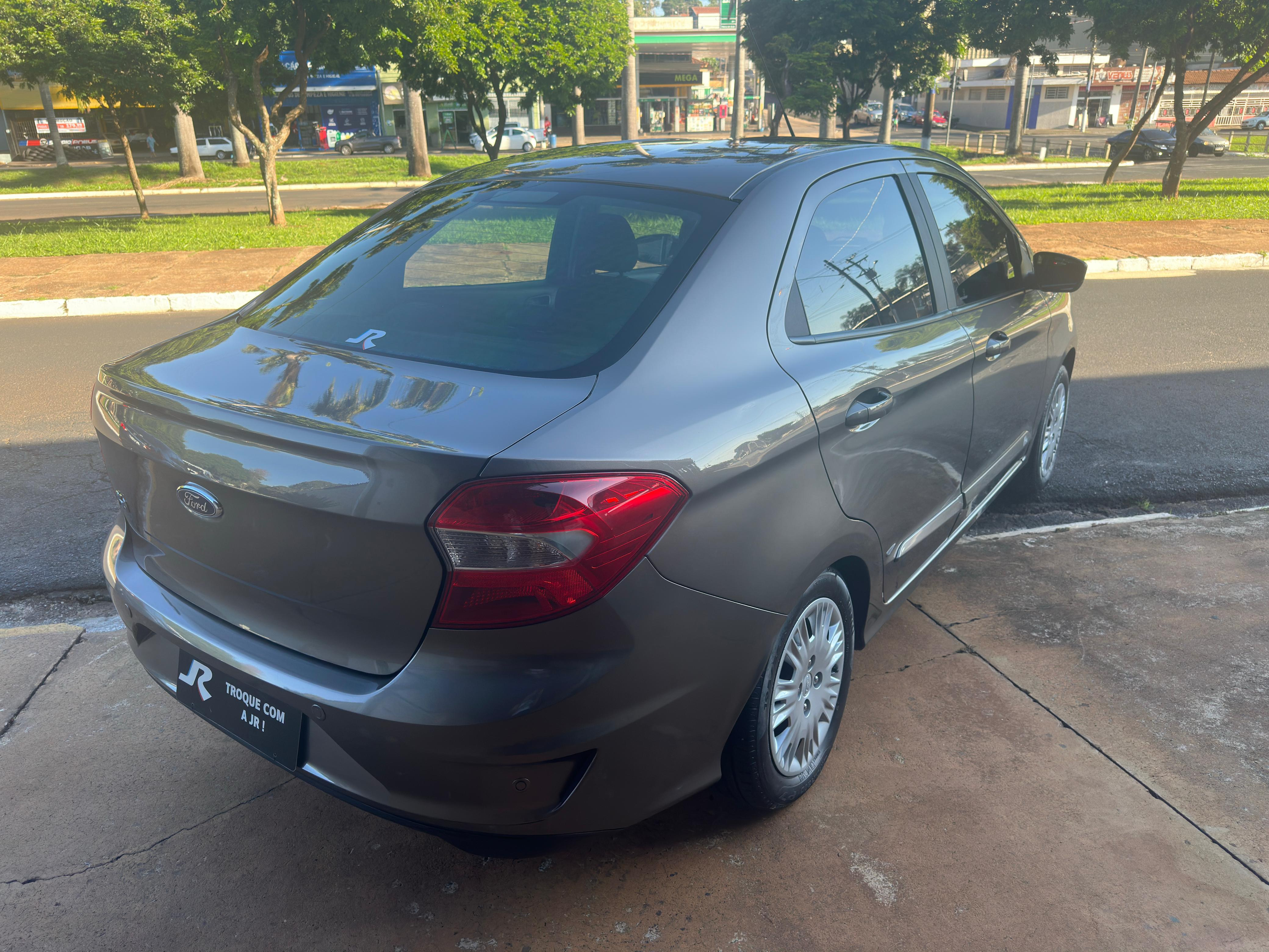 Fotos JR Multimarcas Jaboticabal