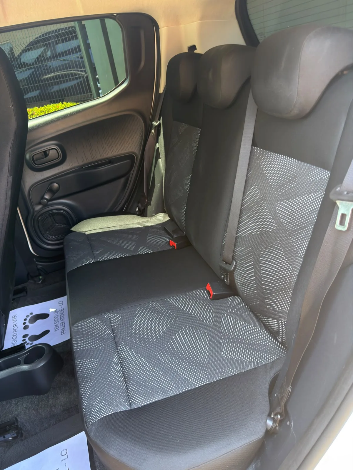 Fiat Mobi 2023 — foto 8
