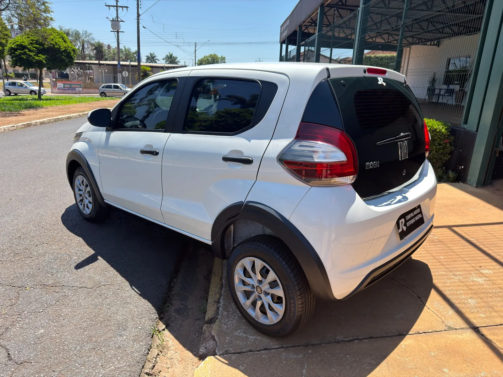 Fiat Mobi 2023 — foto 4