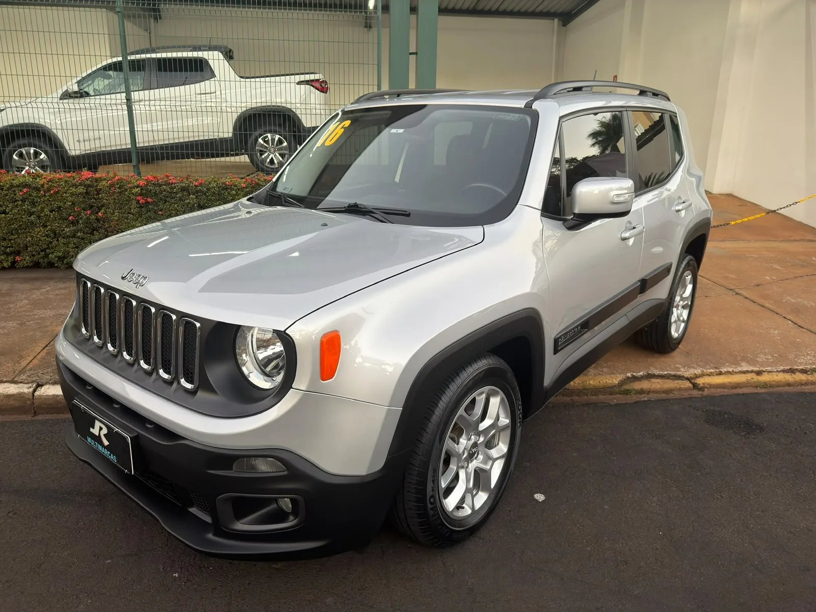 Jeep Renegade 2016 — foto 3