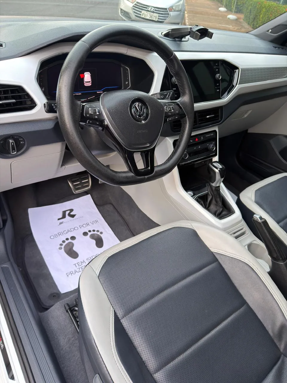 Volkswagen T-Cross 2020 — foto 8